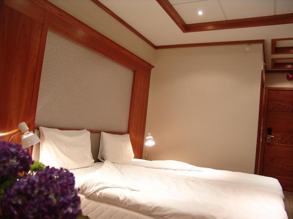 Alver Hotel Alversund Room photo